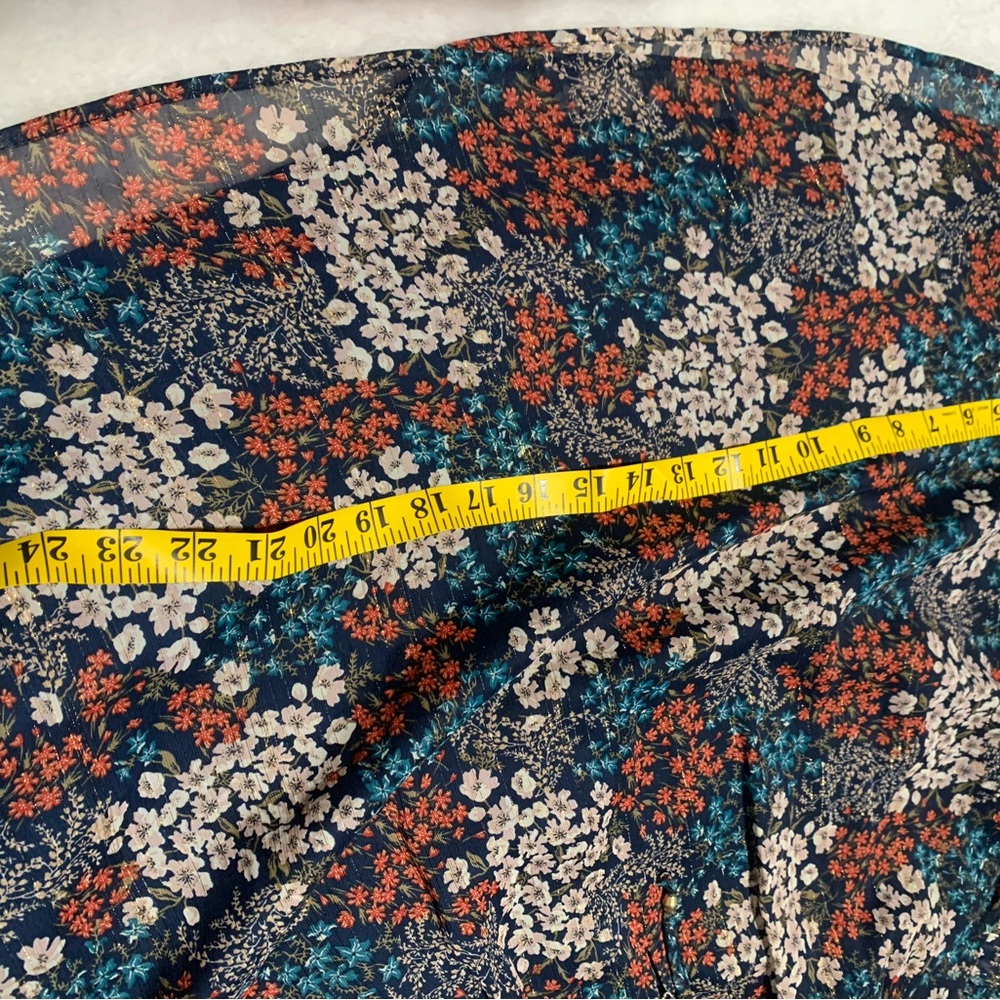 Wonderly Navy Floral Blouse with Orange and Cream Accents Ruffle Sleeves! - Picture 8 of 14